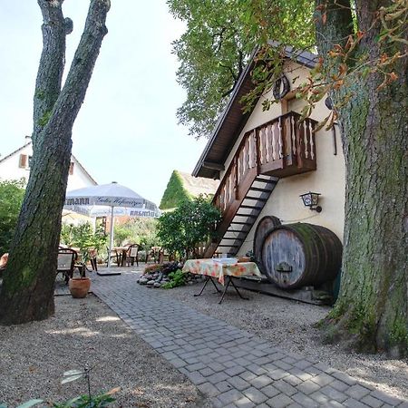 Gasthaus Zum Hirschen Oberrimsingen Eksteriør bilde
