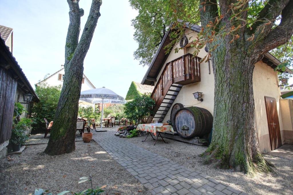 Gasthaus Zum Hirschen Oberrimsingen Eksteriør bilde