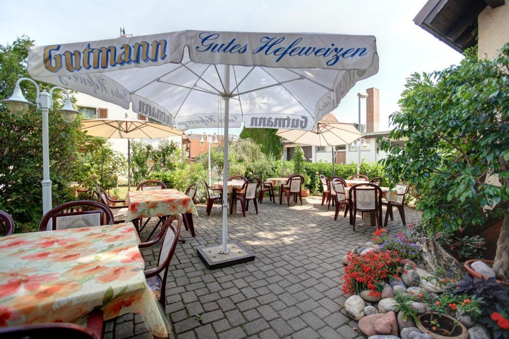 Gasthaus Zum Hirschen Oberrimsingen Eksteriør bilde