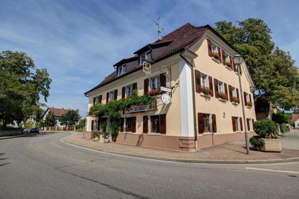 Gasthaus Zum Hirschen Oberrimsingen Eksteriør bilde